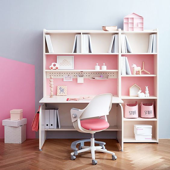 Bàn học trẻ em bằng nhựa - Một sự lựa chọn hoàn hảo cho trẻ em 1 Bàn học nhựa trẻ em